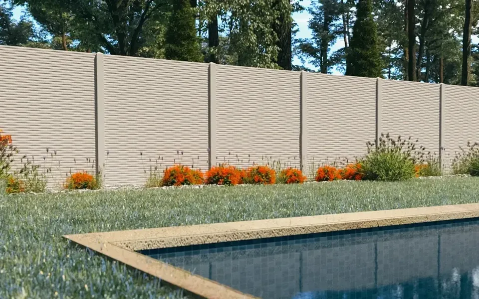Namontovaný montovaný betonový plot Konkret Line